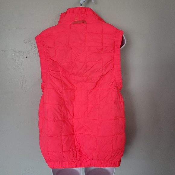 Free People Movement Women's Small Neon Pink Quilted Puffer Vest Double Zipper - Picture 8 of 10